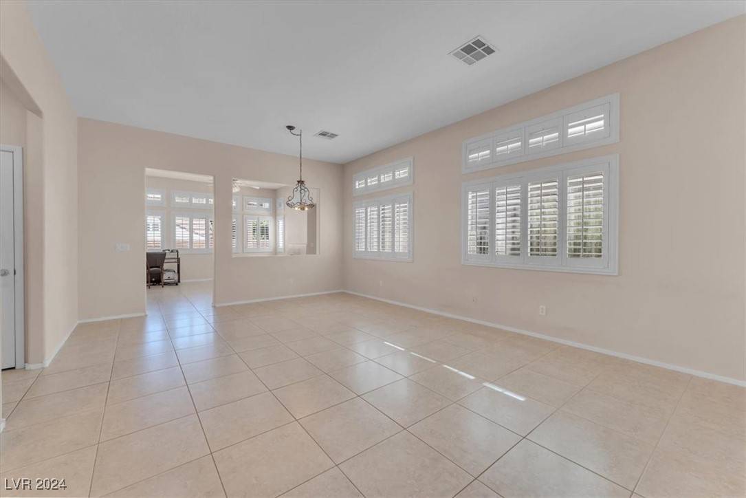 Las Vegas, NV 89144,1701 Pacific Sandstone PL