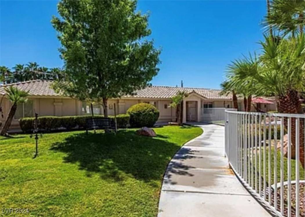 Las Vegas, NV 89120,3747 E Quail AVE