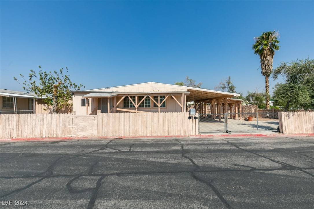 Las Vegas, NV 89142,2835 Mammoth CT