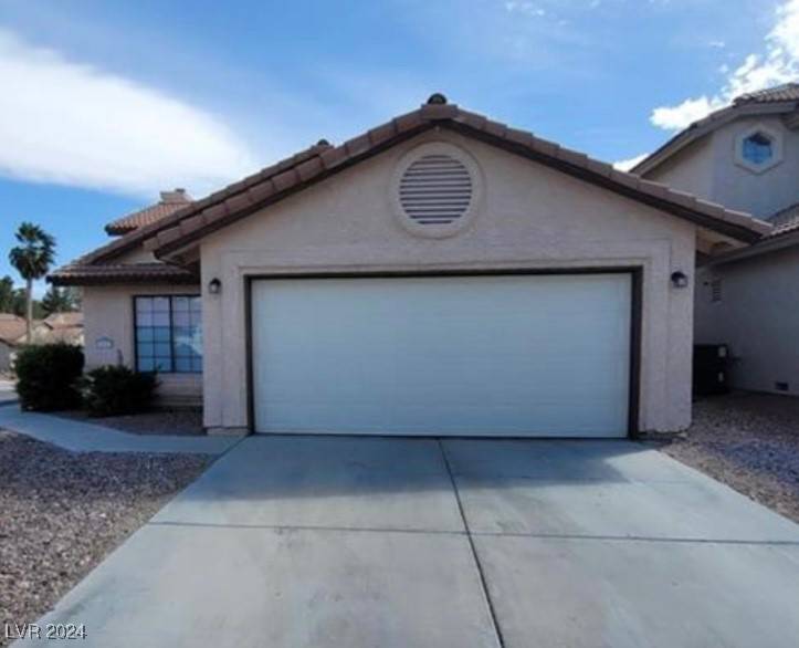 Henderson, NV 89014,372 Rushing Creek CT