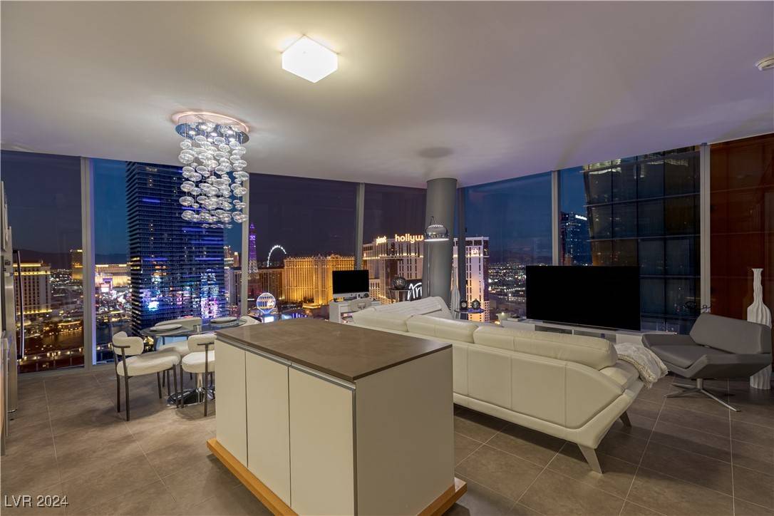 Las Vegas, NV 89158,3726 Las Vegas BLVD #2512