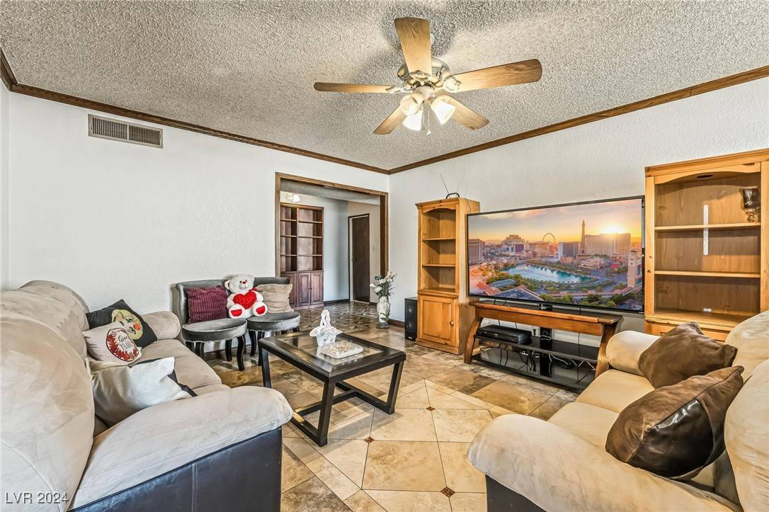 Las Vegas, NV 89102,4213 W Oakey BLVD