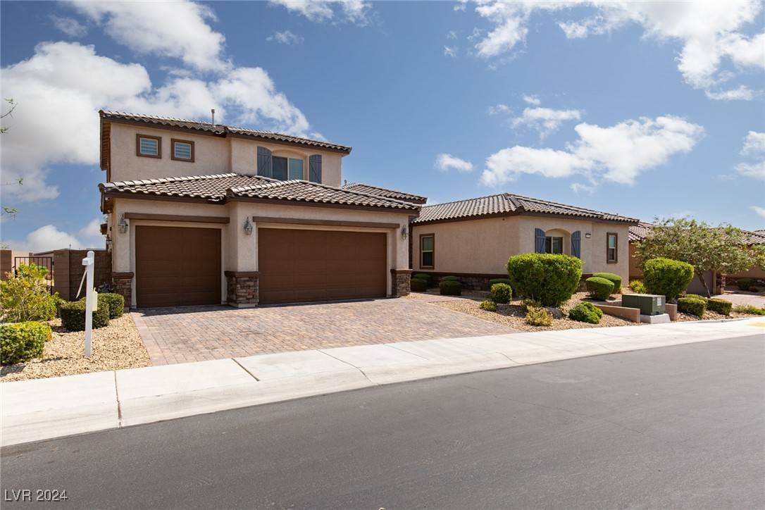 Las Vegas, NV 89149,6370 Goldstrike Canyon ST