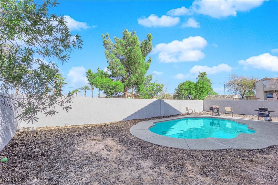 Las Vegas, NV 89123,2196 Pescara CT