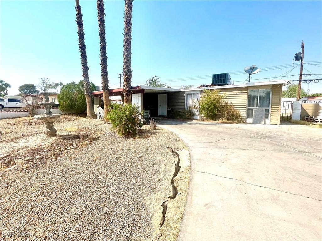 Las Vegas, NV 89169,1940 Golden Arrow DR