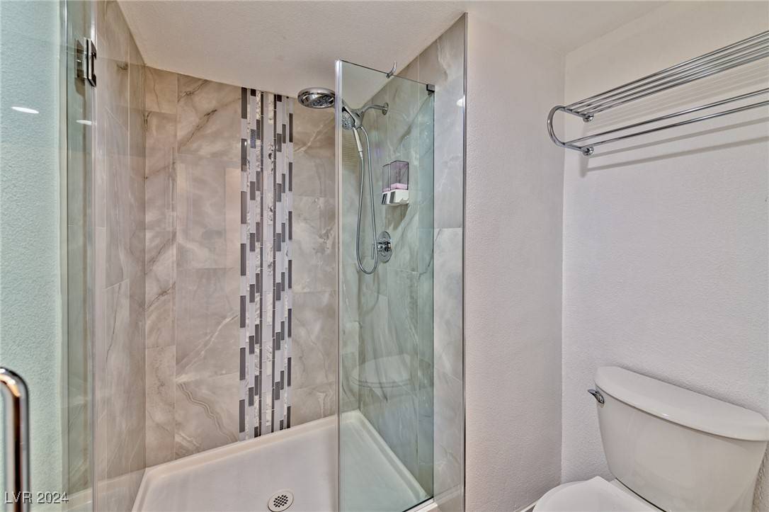 Las Vegas, NV 89113,8070 W Russell RD #1112