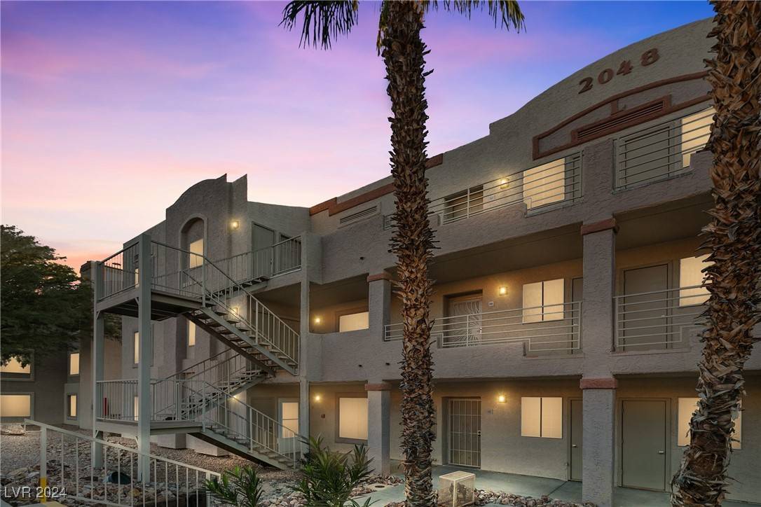 Laughlin, NV 89029,2048 Mesquite LN #101