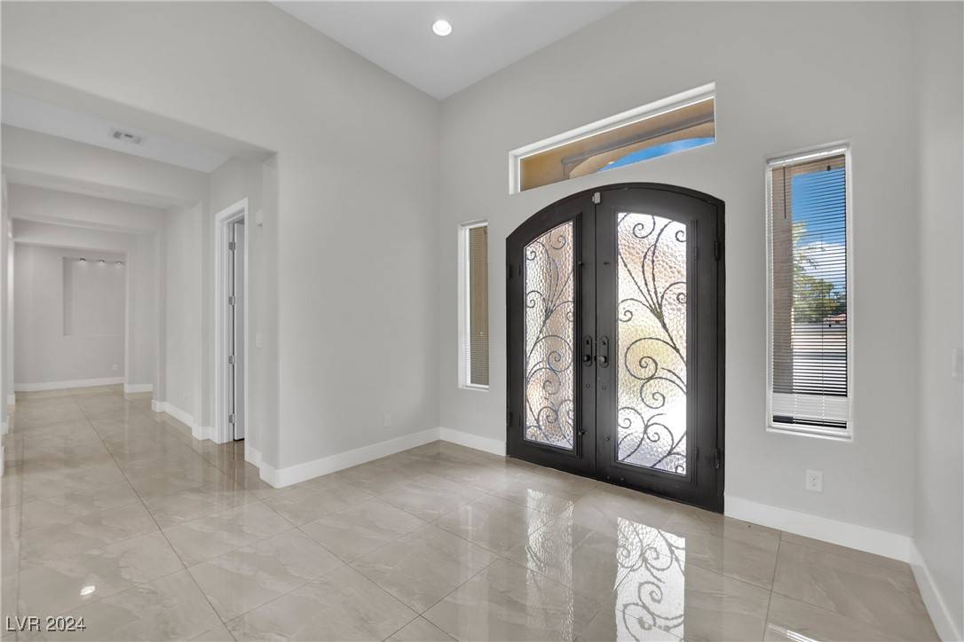 Las Vegas, NV 89121,3717 Gershon CT