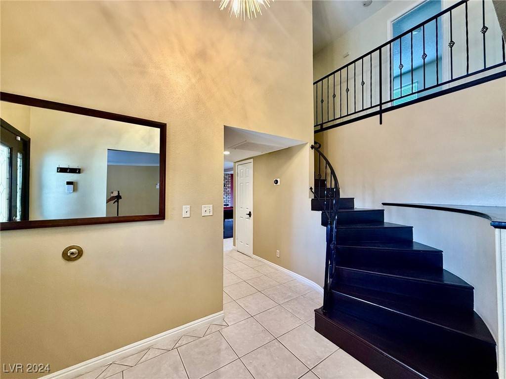 Las Vegas, NV 89102,4005 Paul Robarts CT