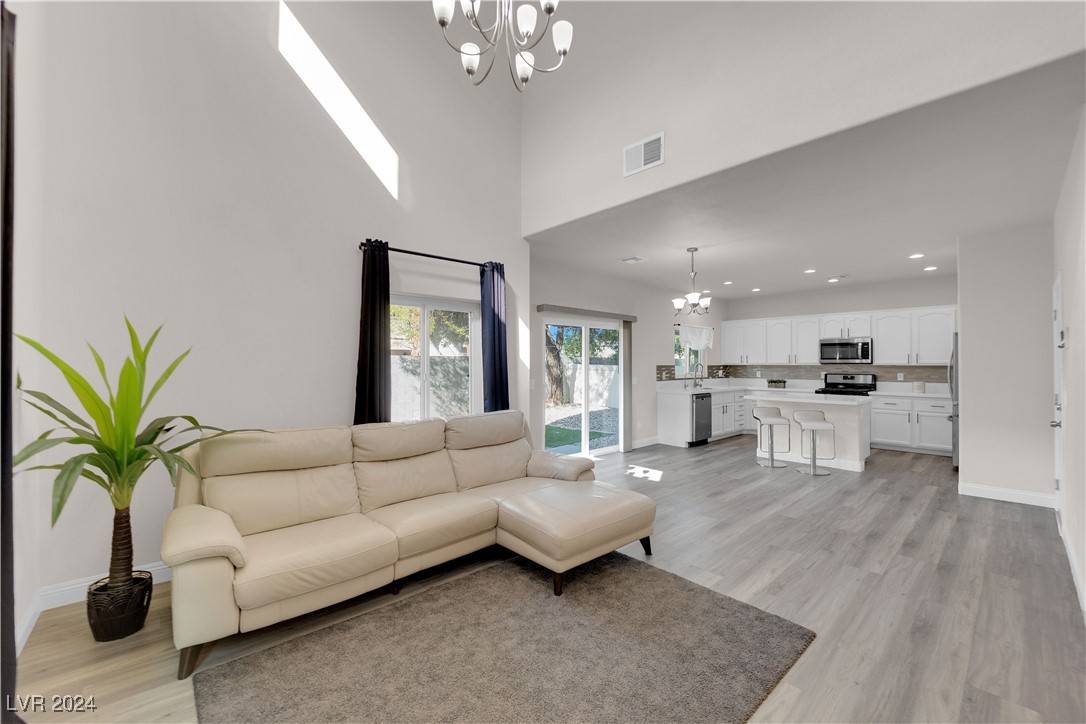 Las Vegas, NV 89120,4586 Tulipan WAY