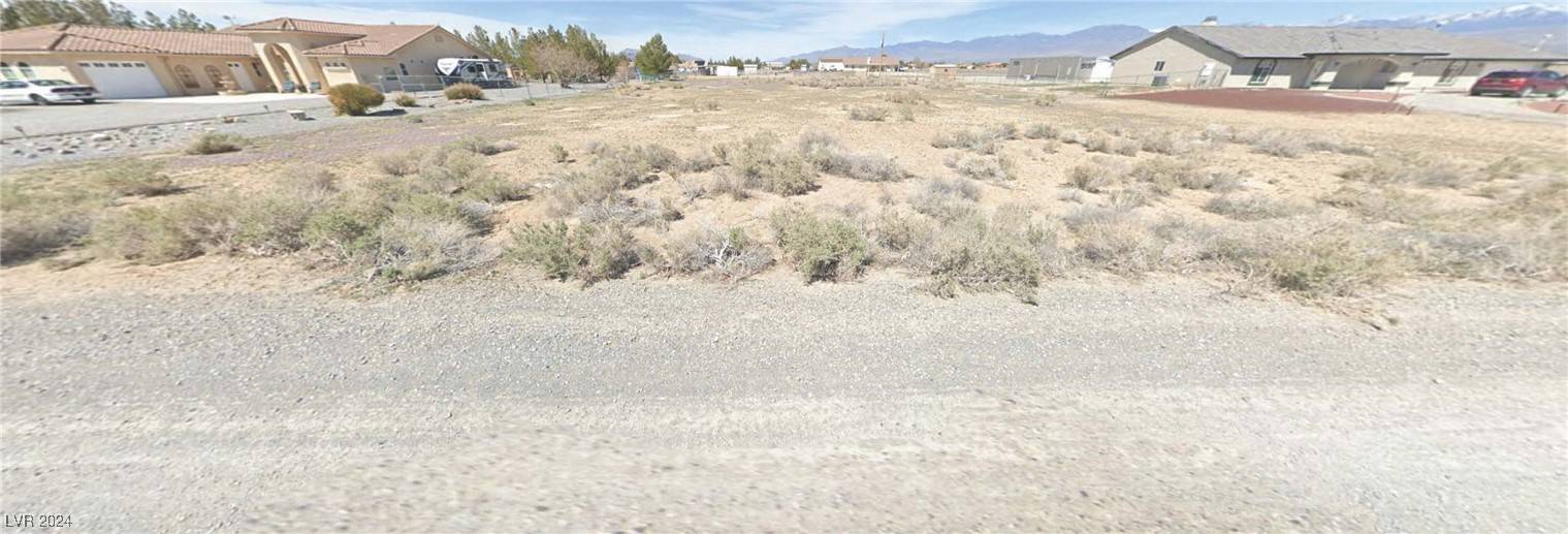 Pahrump, NV 89048,920 Candle WAY