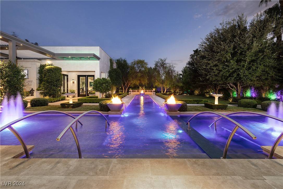Las Vegas, NV 89107,2323 Pinto LN