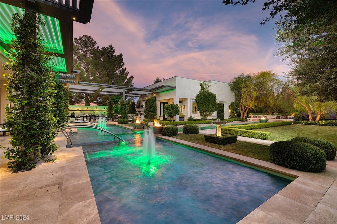 Las Vegas, NV 89107,2323 Pinto LN