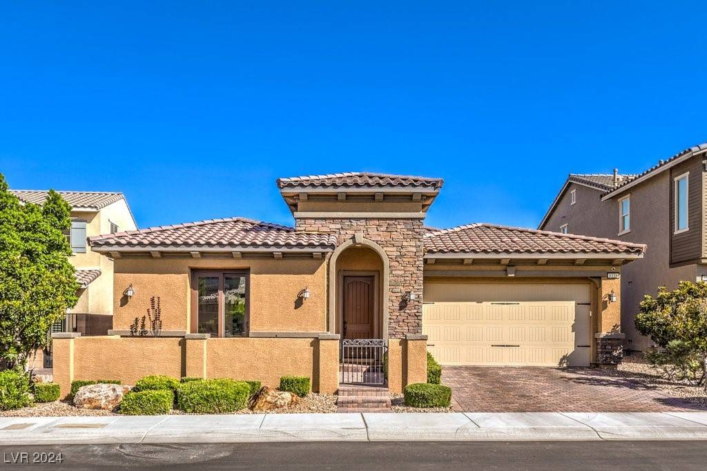 Las Vegas, NV 89166,8118 Majestic Bighorn ST