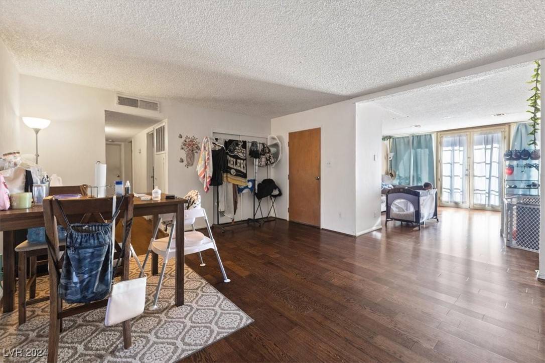 Las Vegas, NV 89169,3371 Rome ST