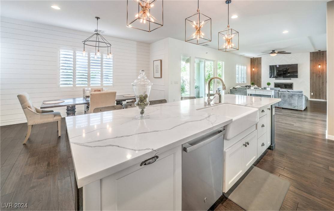 Las Vegas, NV 89113,8219 Soapstone Creek WAY