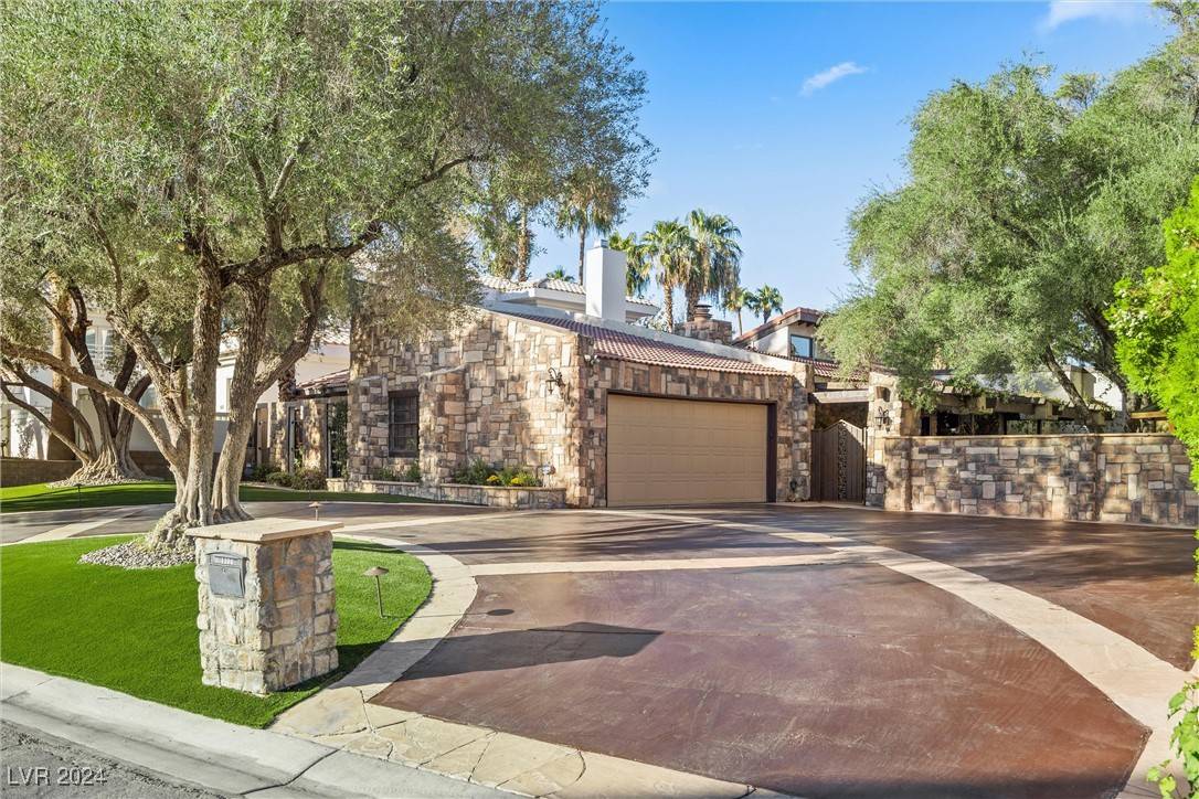 Las Vegas, NV 89109,1100 Broadmoor AVE