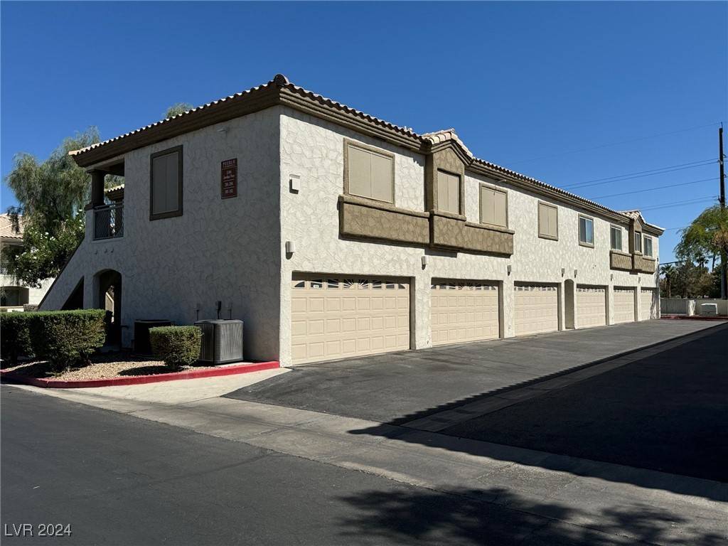Las Vegas, NV 89130,5104 Jordan Frey ST #102
