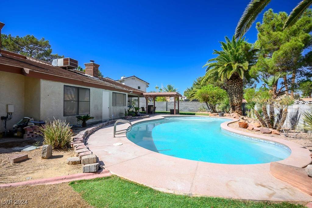 Las Vegas, NV 89118,5410 Manteca CIR