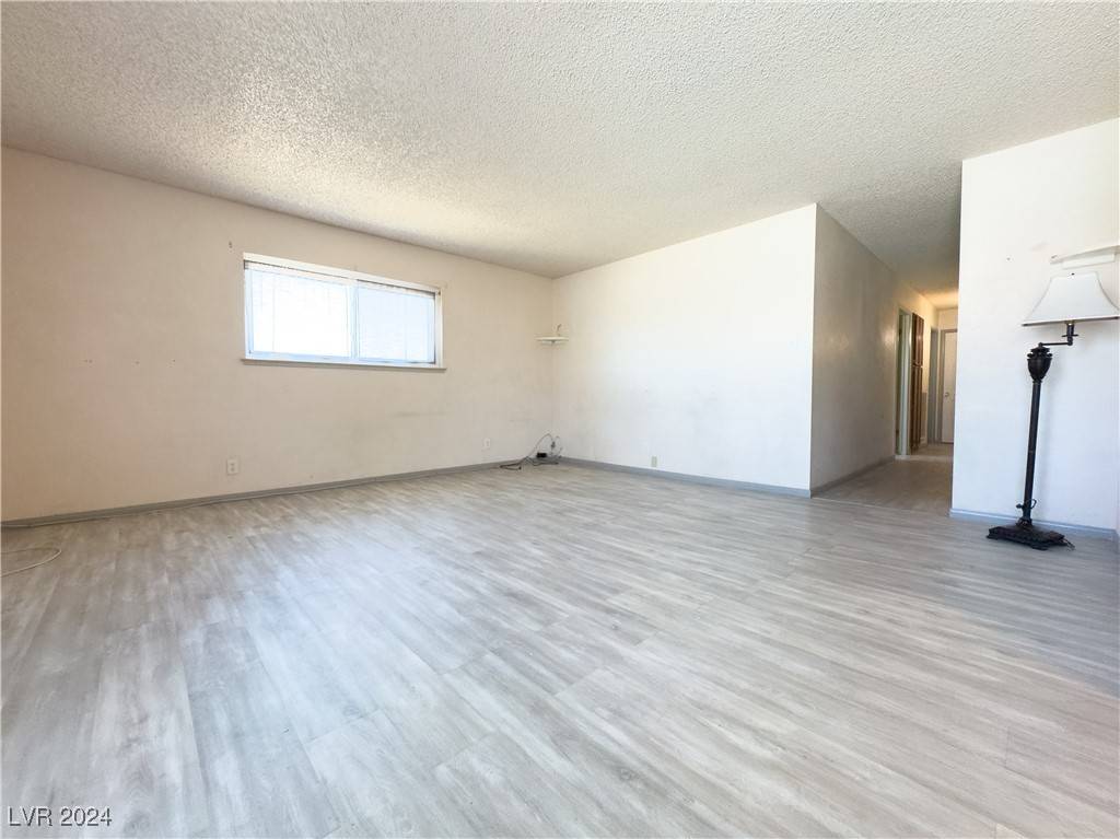 Las Vegas, NV 89121,4186 Toronto CIR