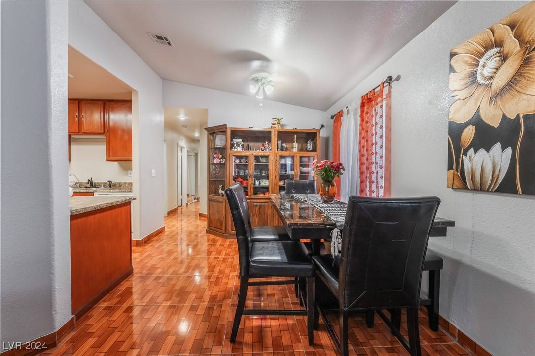 Las Vegas, NV 89110,4428 Halbert AVE #0
