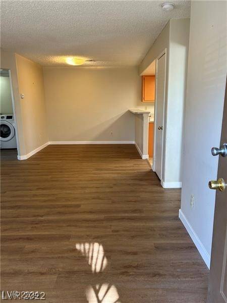 Las Vegas, NV 89117,3450 Erva ST #245