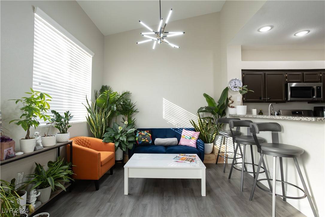 Las Vegas, NV 89103,5155 W Tropicana AVE #2066