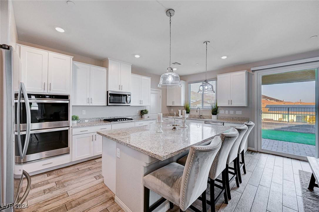 Henderson, NV 89012,345 Crimson Edge ST