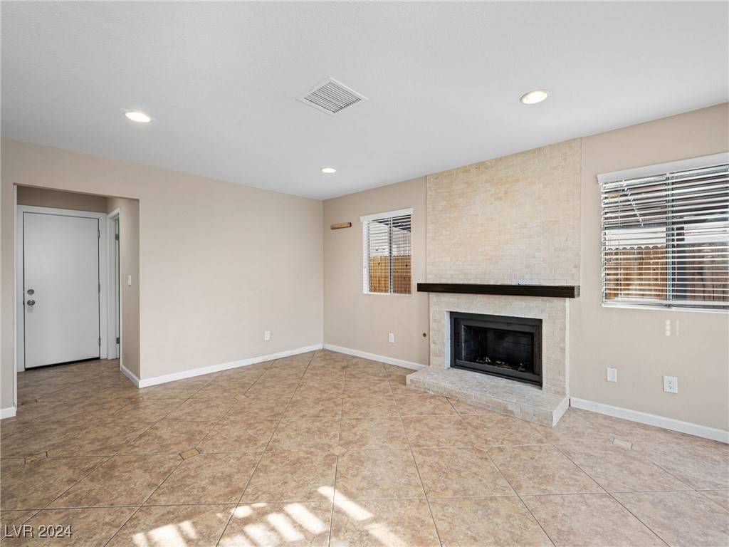 Las Vegas, NV 89123,489 Kelsford DR