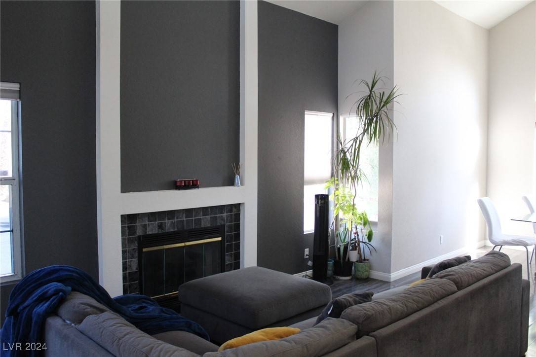 Las Vegas, NV 89128,3036 Marsh CT