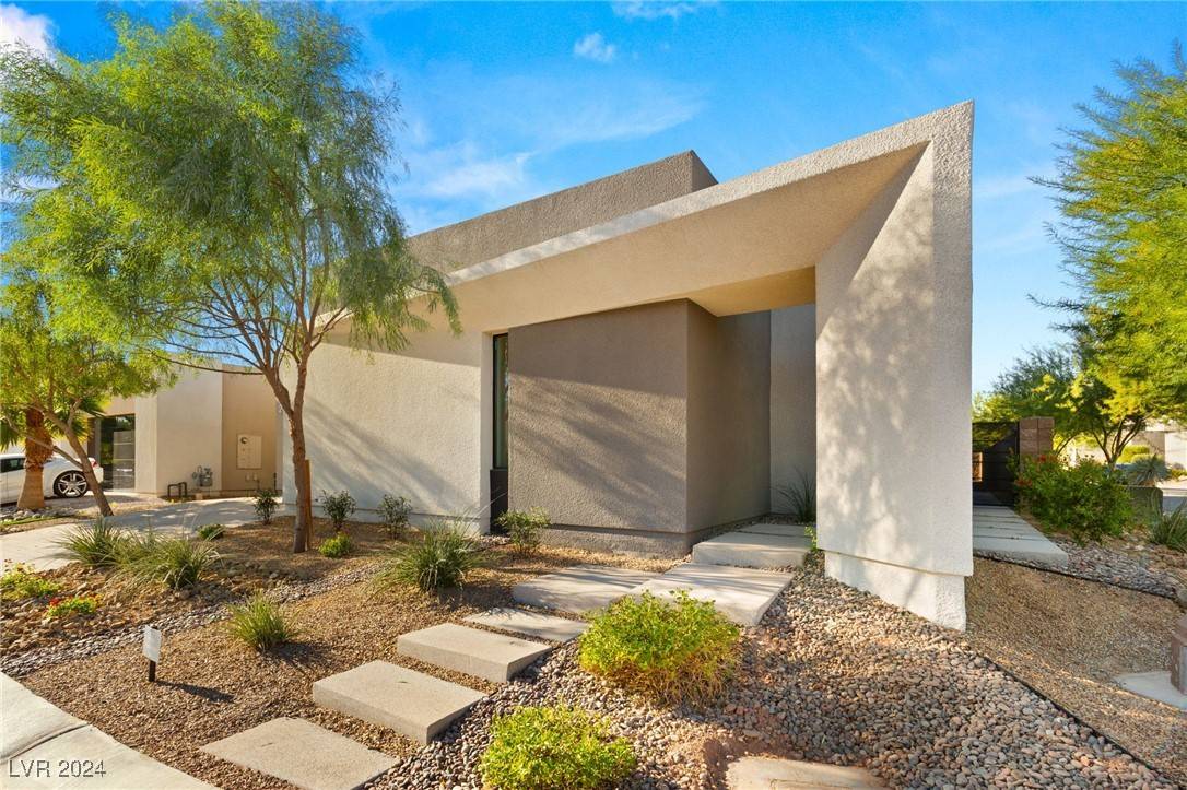 Henderson, NV 89011,21 Highland Cove LN