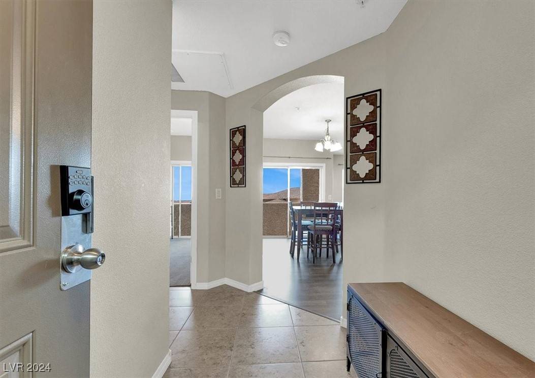 Las Vegas, NV 89148,8777 W Maule AVE #3102