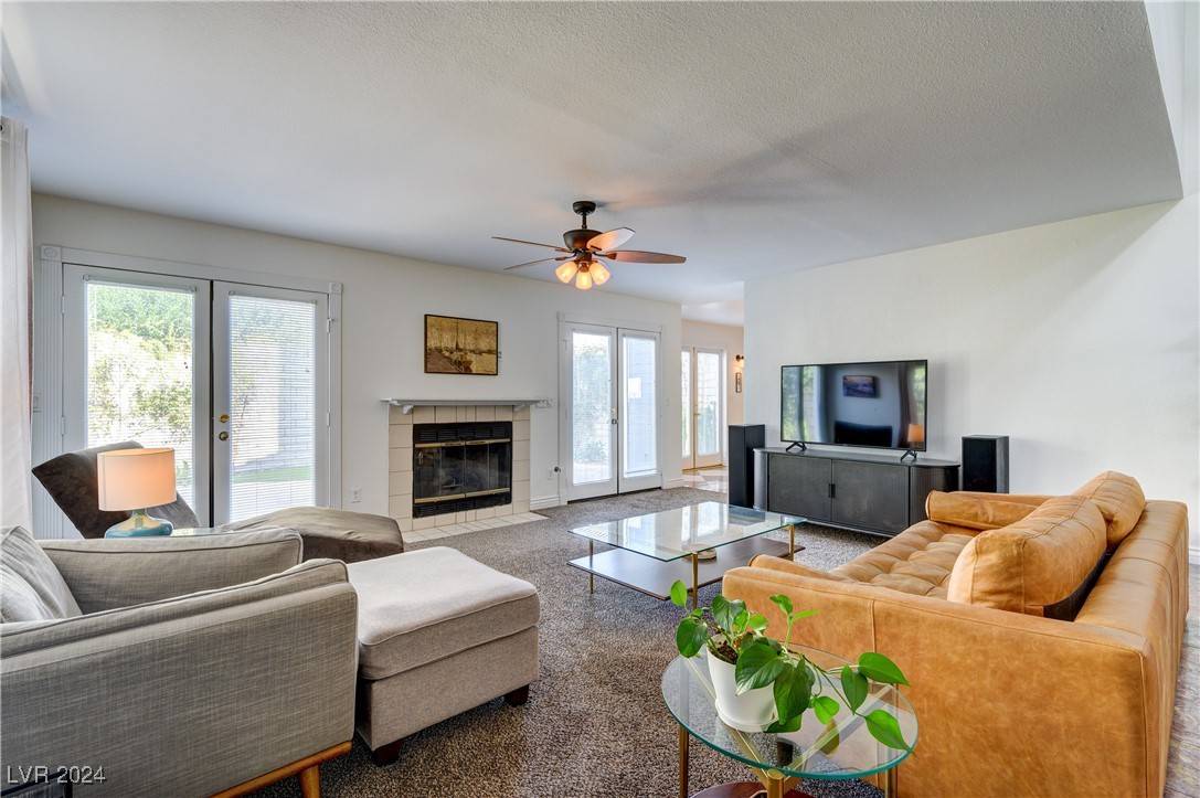 Las Vegas, NV 89117,8716 Nautical Bay LN