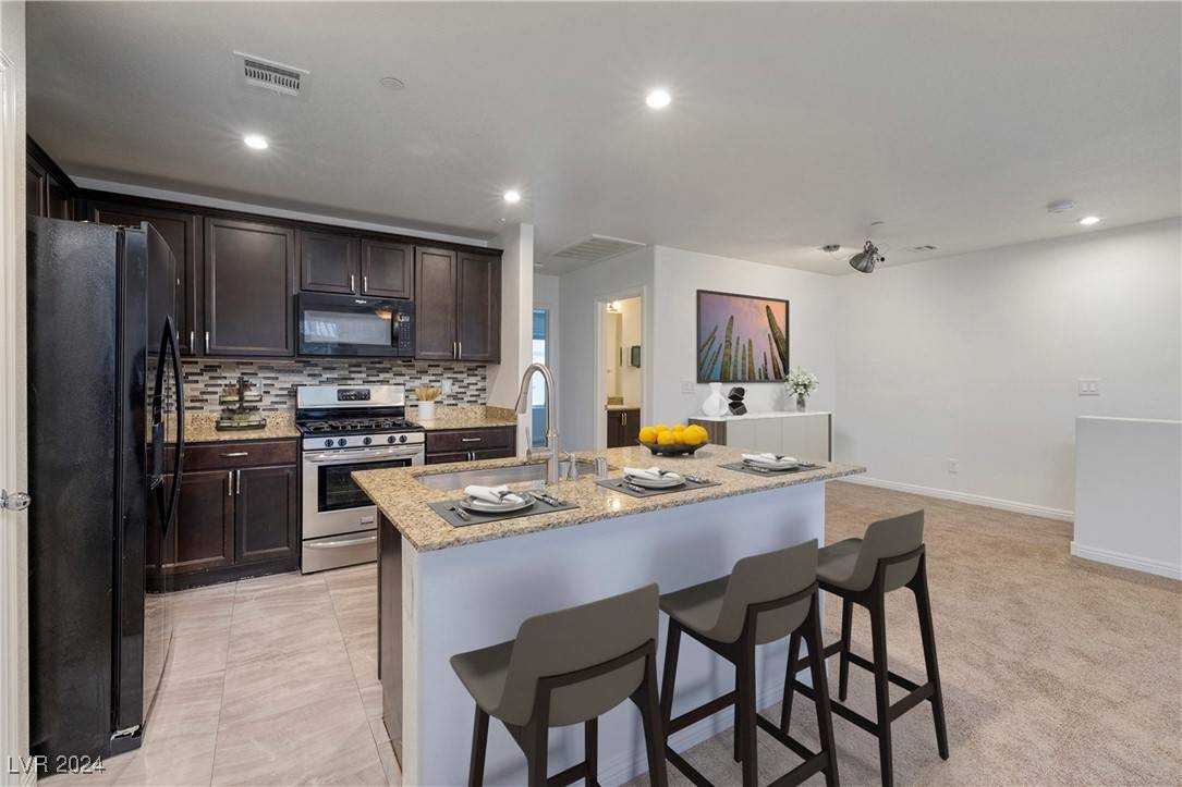 Las Vegas, NV 89115,4637 Pencester ST