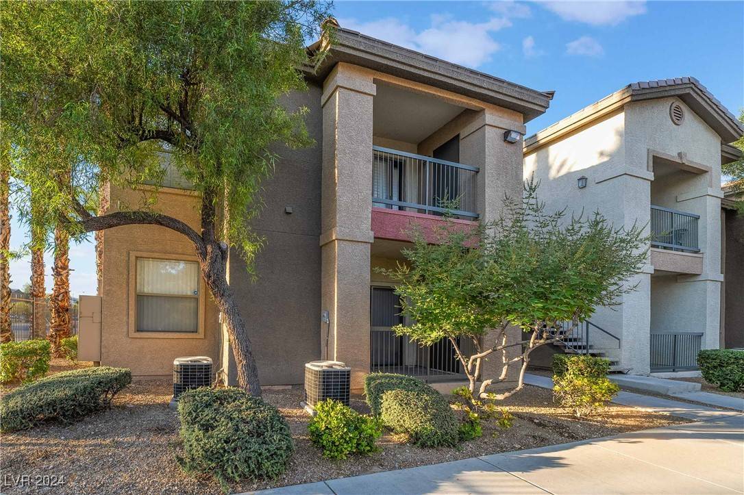 Las Vegas, NV 89113,8000 W Badura AVE #1185