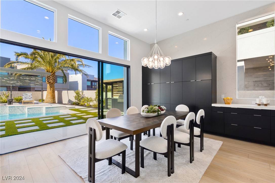 Las Vegas, NV 89135,5427 Mesa Edge CT