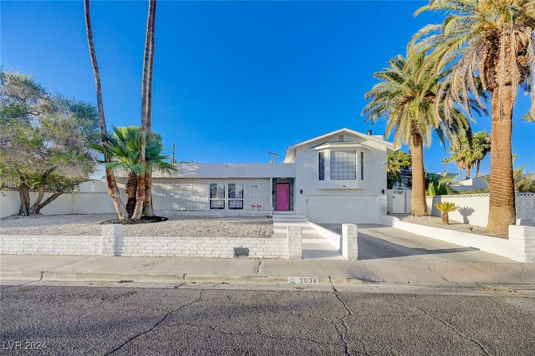 Las Vegas, NV 89169,2038 Sombrero DR