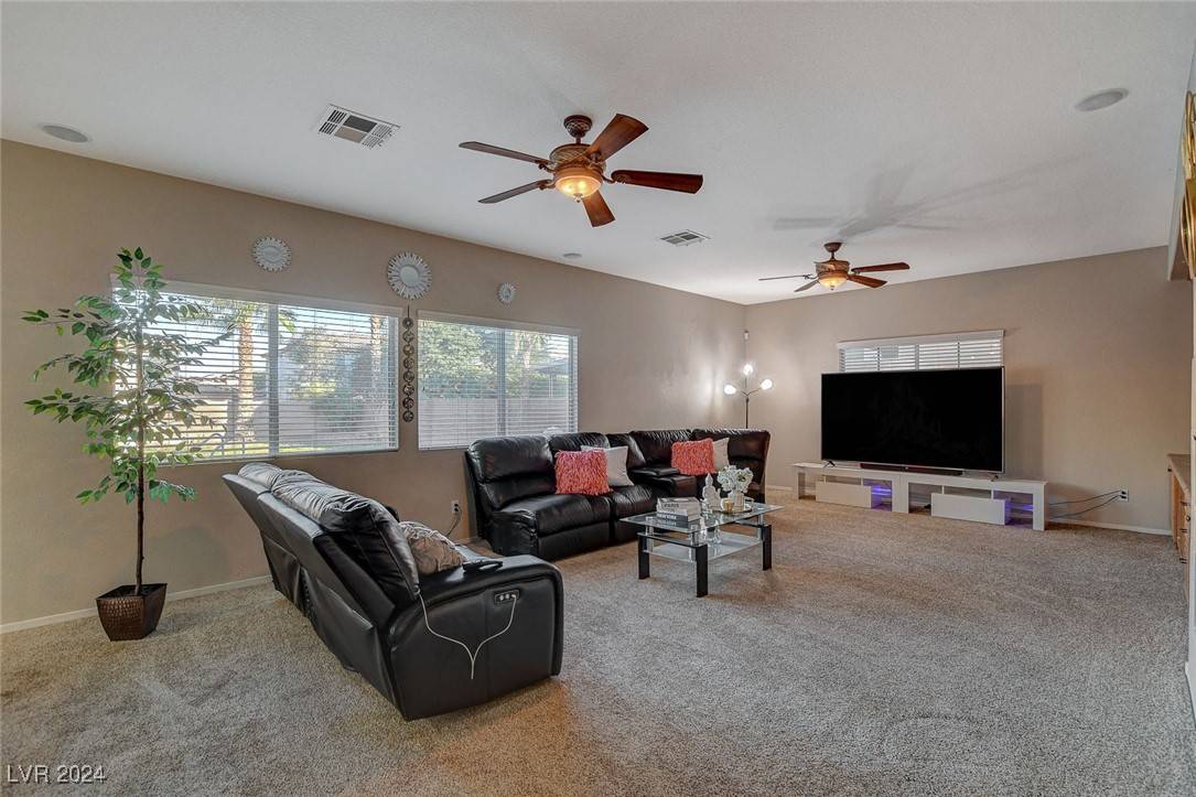 North Las Vegas, NV 89081,6012 Valley Flower ST