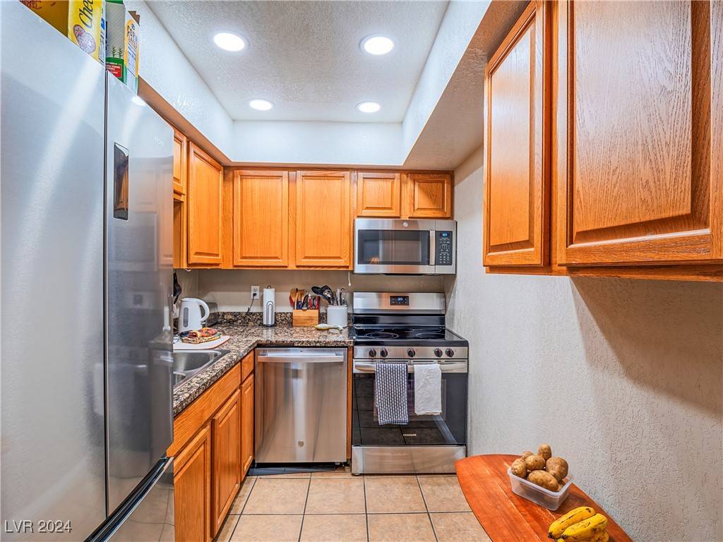 Las Vegas, NV 89107,100 S Crestline DR #66