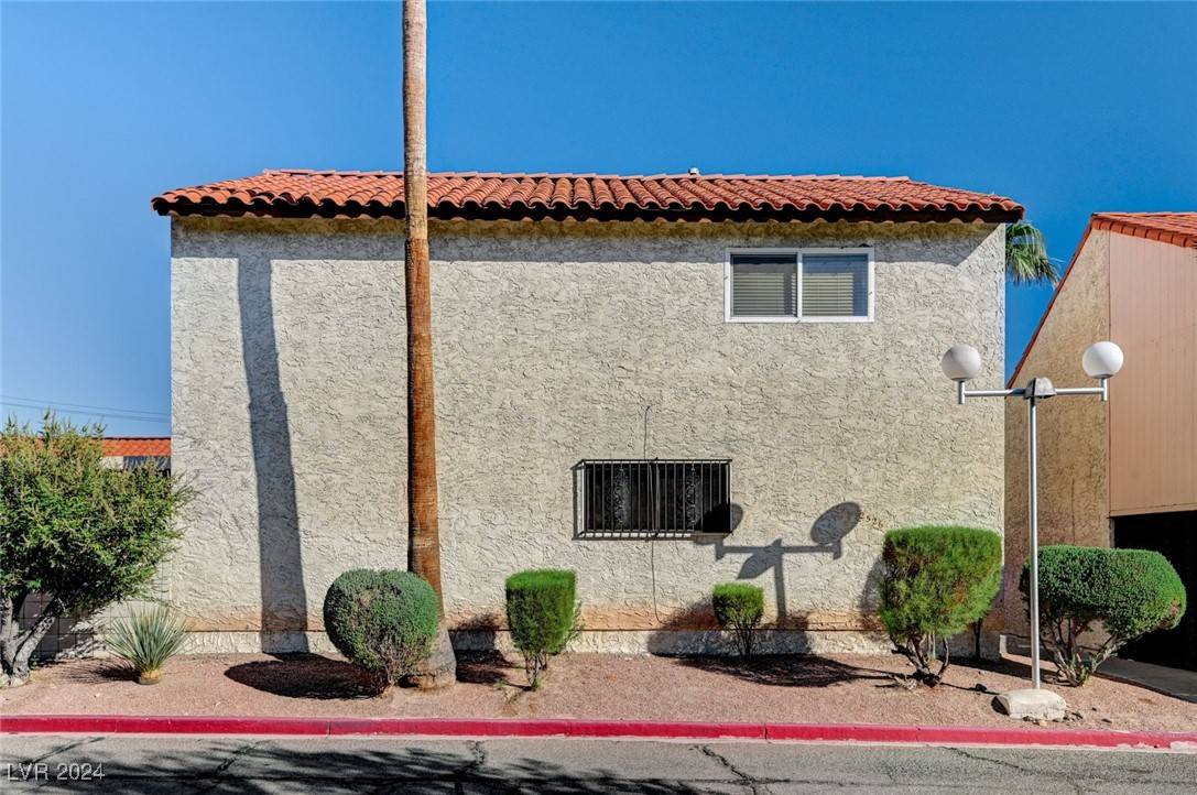 Las Vegas, NV 89121,2526 Love ST #0