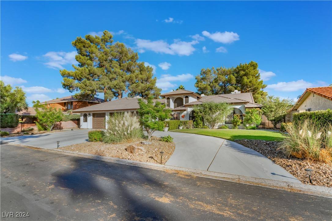Las Vegas, NV 89107,2504 Windjammer WAY