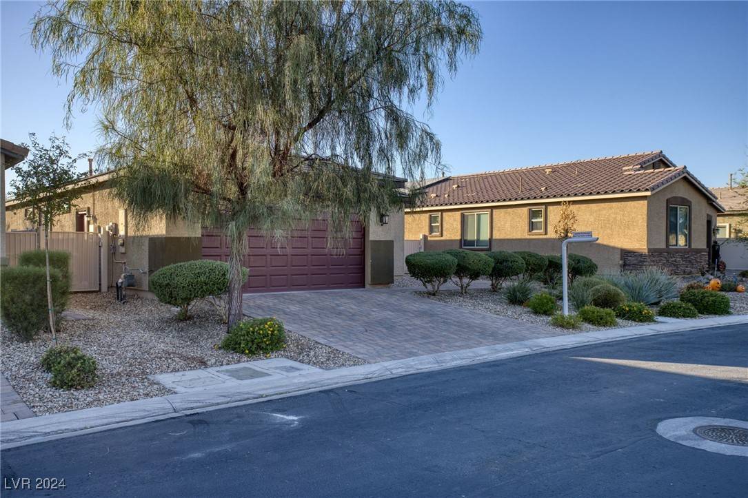 North Las Vegas, NV 89081,5637 Swan Bridge ST