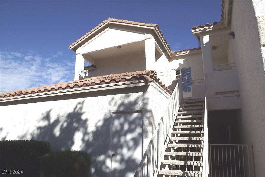 Henderson, NV 89074,75 N Valle Verde DR #225