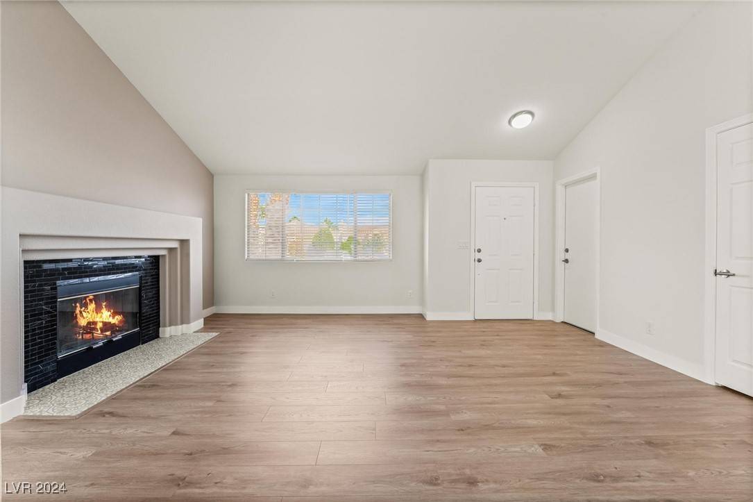 Henderson, NV 89074,2813 Mayfair AVE