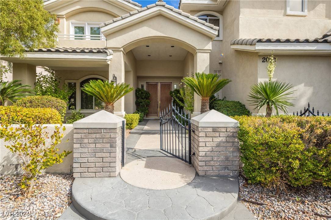 Las Vegas, NV 89134,2000 Winter Wind ST