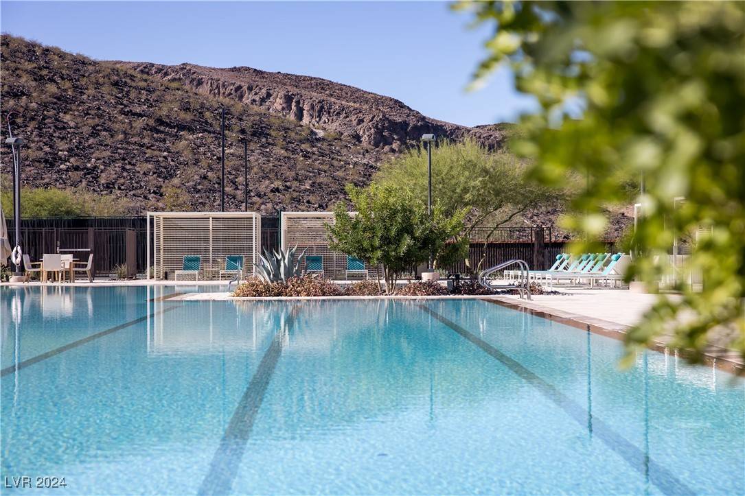 Henderson, NV 89012,35 Boulderback DR