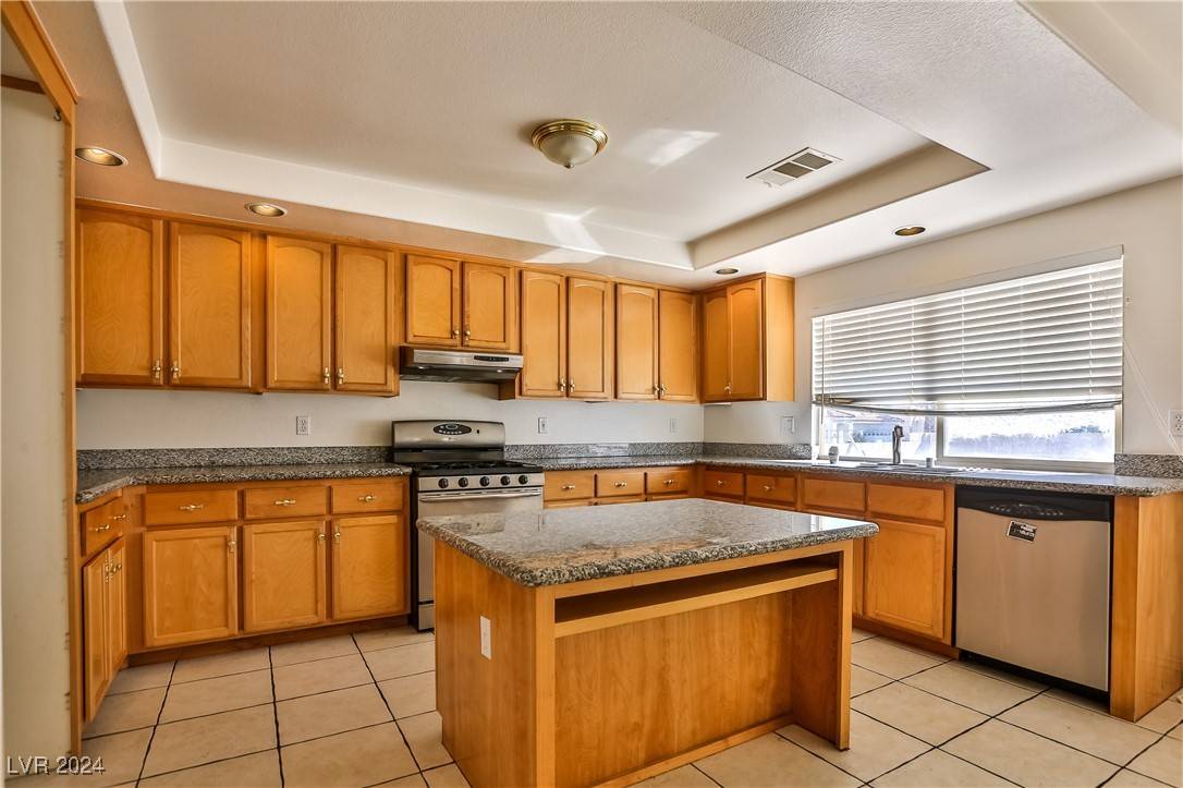 Las Vegas, NV 89148,9685 Bighorn Island AVE