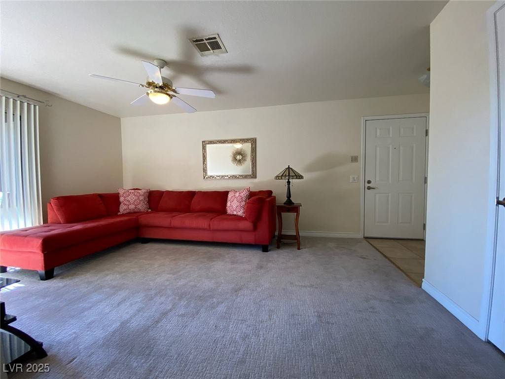 Las Vegas, NV 89117,2606 S Durango DR #263