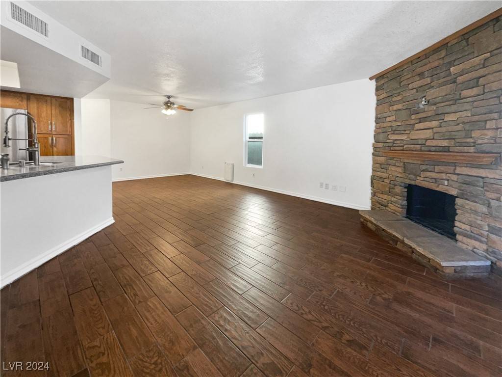 Henderson, NV 89074,2703 Lovington DR