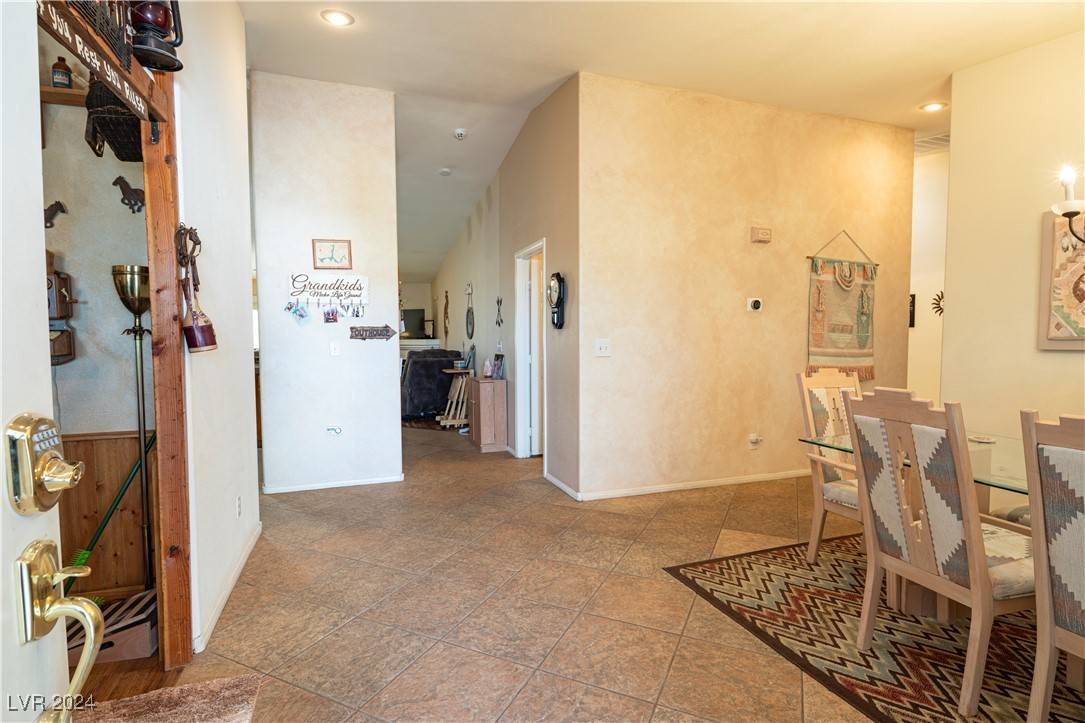 Henderson, NV 89012,433 Richgold ST